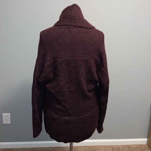 Plum sweater - Picture 3 of 4